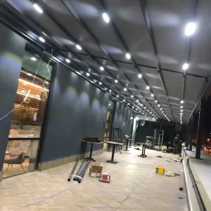 Işıklandırmalı alüminyum tavan sistemi uygulaması
